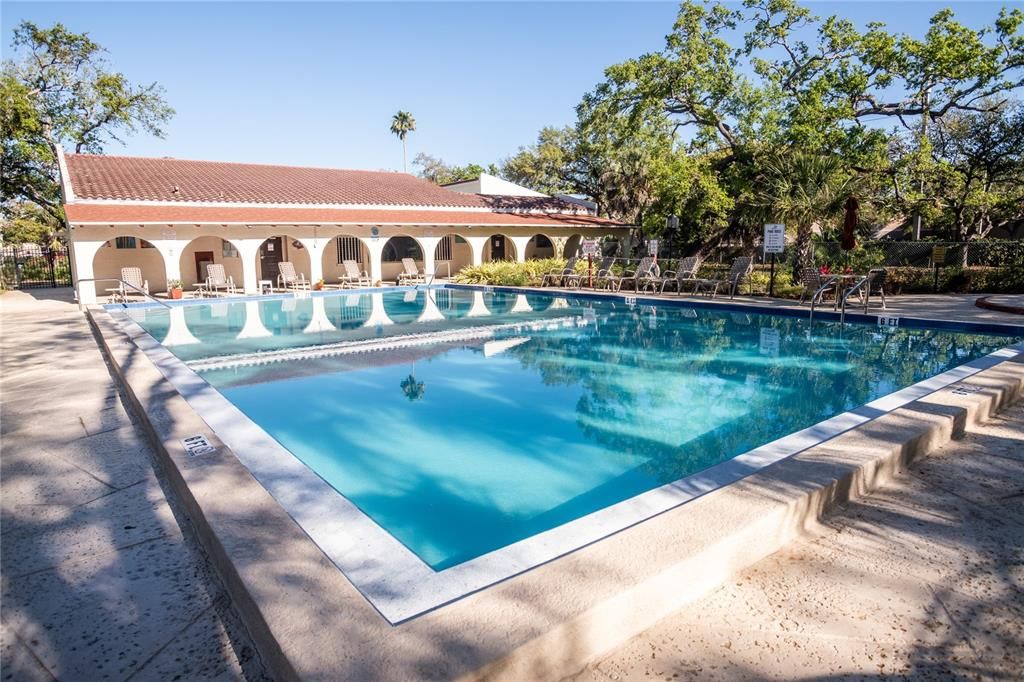 Activo con contrato: $155,000 (2 camas, 2 baños, 1545 Pies cuadrados)