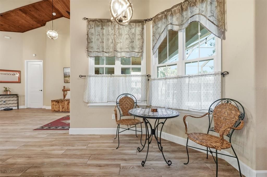 For Sale: $950,000 (3 beds, 2 baths, 2060 Square Feet)