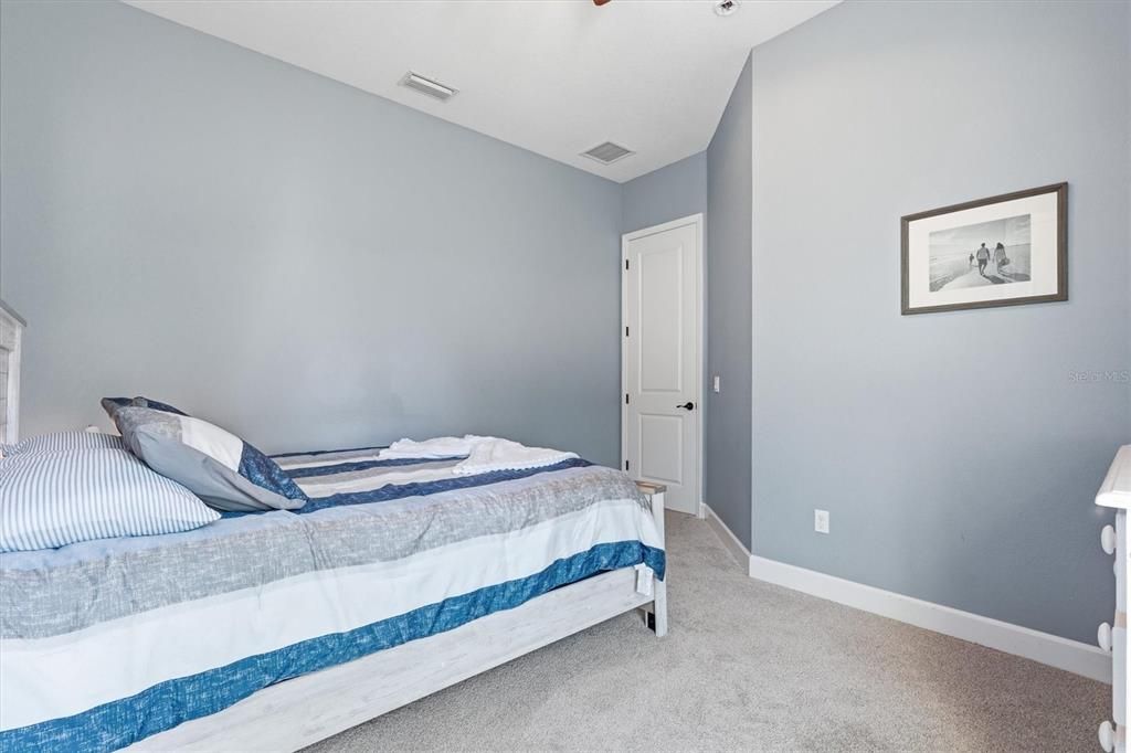 For Sale: $950,000 (3 beds, 2 baths, 2060 Square Feet)