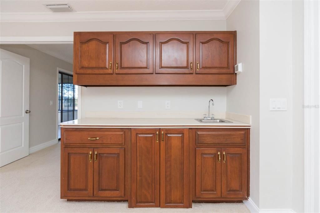 Active With Contract: $2,400 (3 beds, 3 baths, 2260 Square Feet)