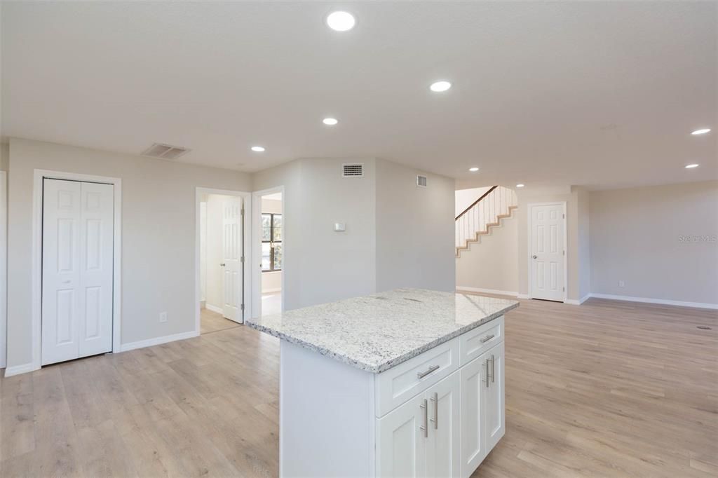 Active With Contract: $2,400 (3 beds, 3 baths, 2260 Square Feet)