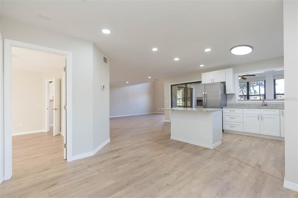 Active With Contract: $2,400 (3 beds, 3 baths, 2260 Square Feet)
