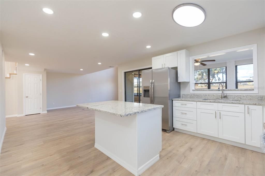 Active With Contract: $2,400 (3 beds, 3 baths, 2260 Square Feet)