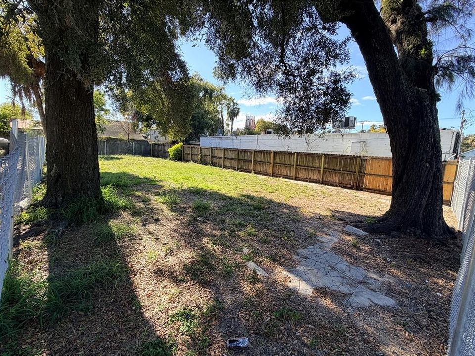 Active With Contract: $99,000 (0.15 acres)