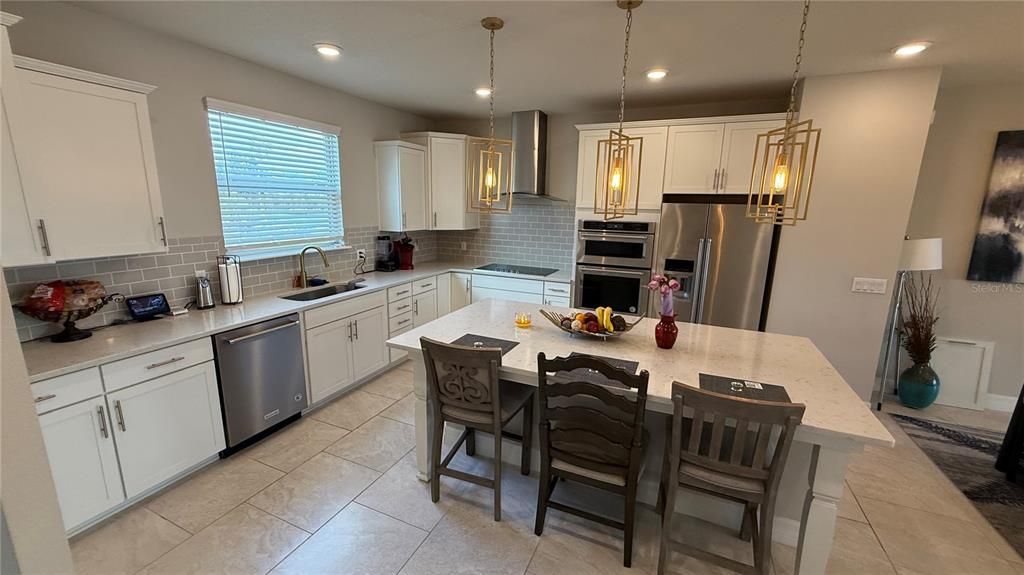 En Venta: $524,999 (4 camas, 3 baños, 2114 Pies cuadrados)