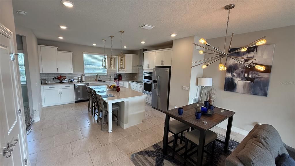 En Venta: $524,999 (4 camas, 3 baños, 2114 Pies cuadrados)