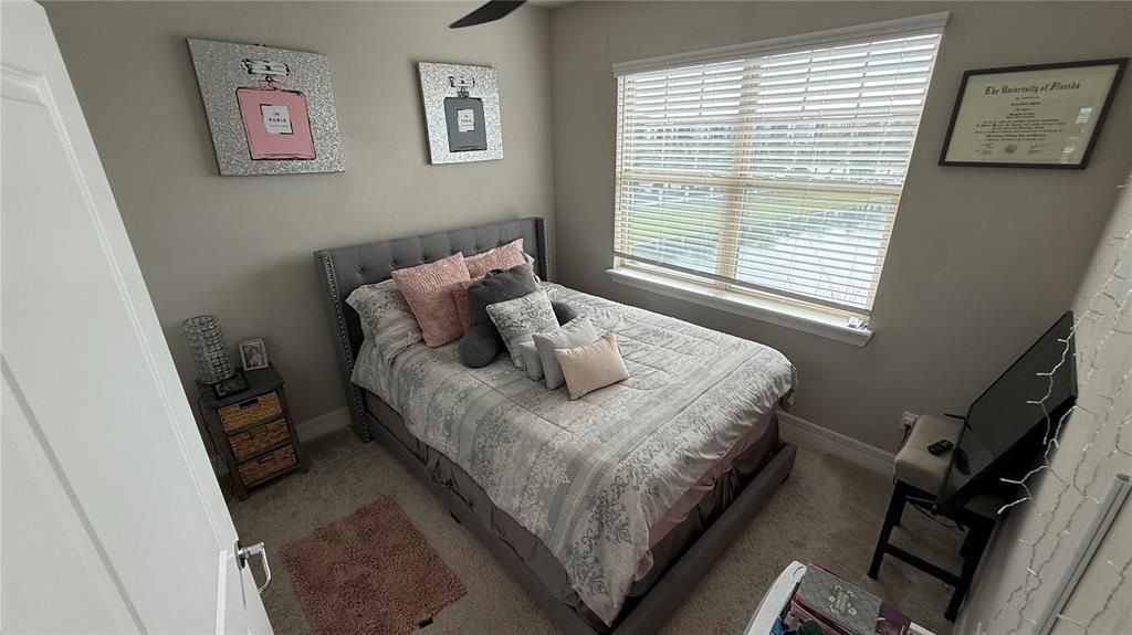 En Venta: $524,999 (4 camas, 3 baños, 2114 Pies cuadrados)