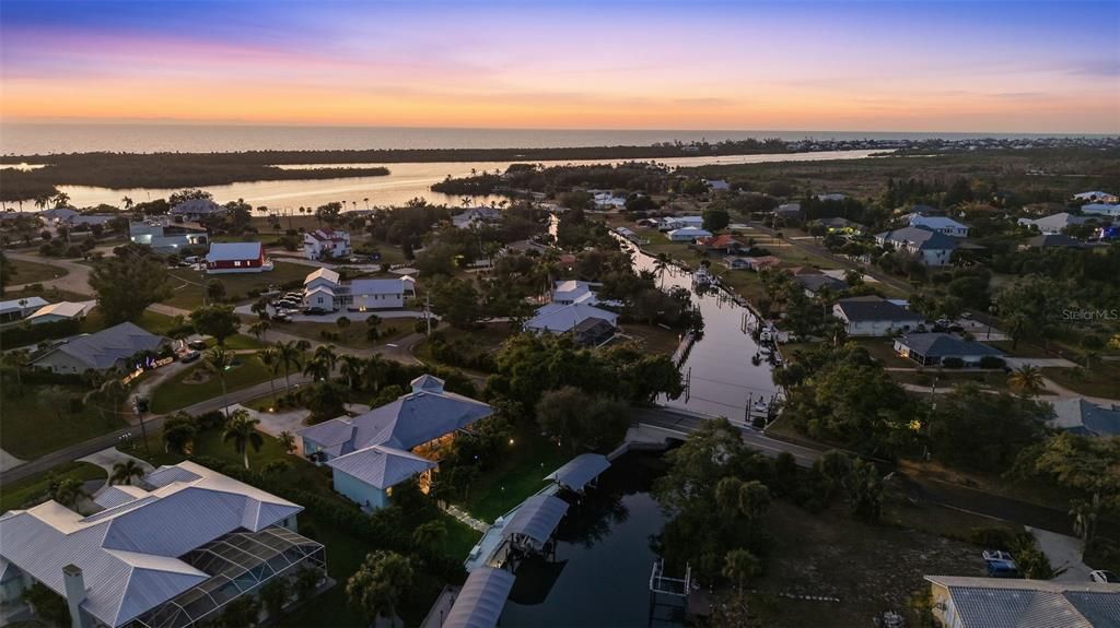 На продажу: $114,900 (0.66 acres)