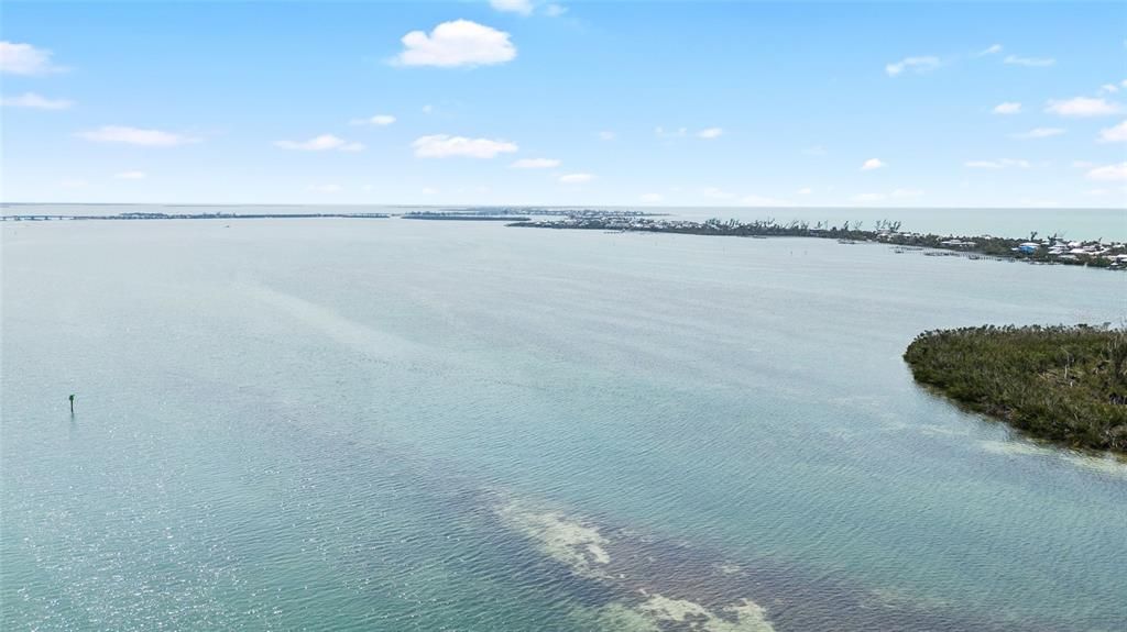 На продажу: $114,900 (0.66 acres)