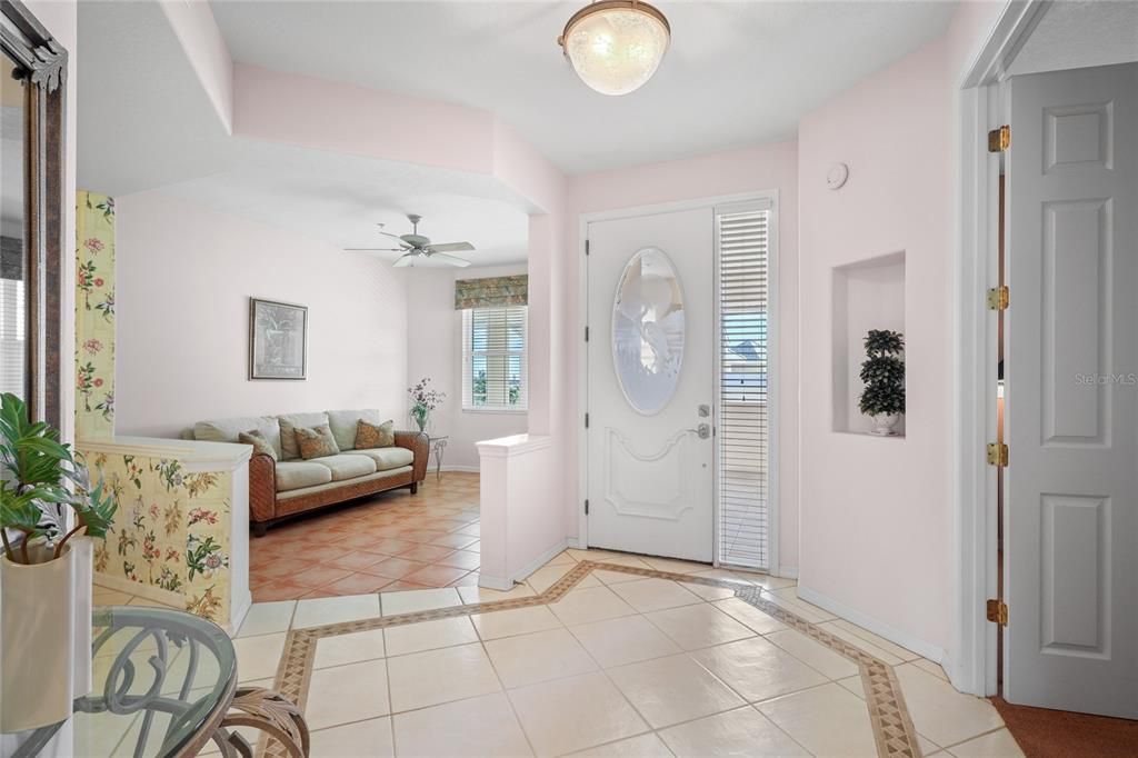 For Sale: $550,000 (2 beds, 2 baths, 1932 Square Feet)