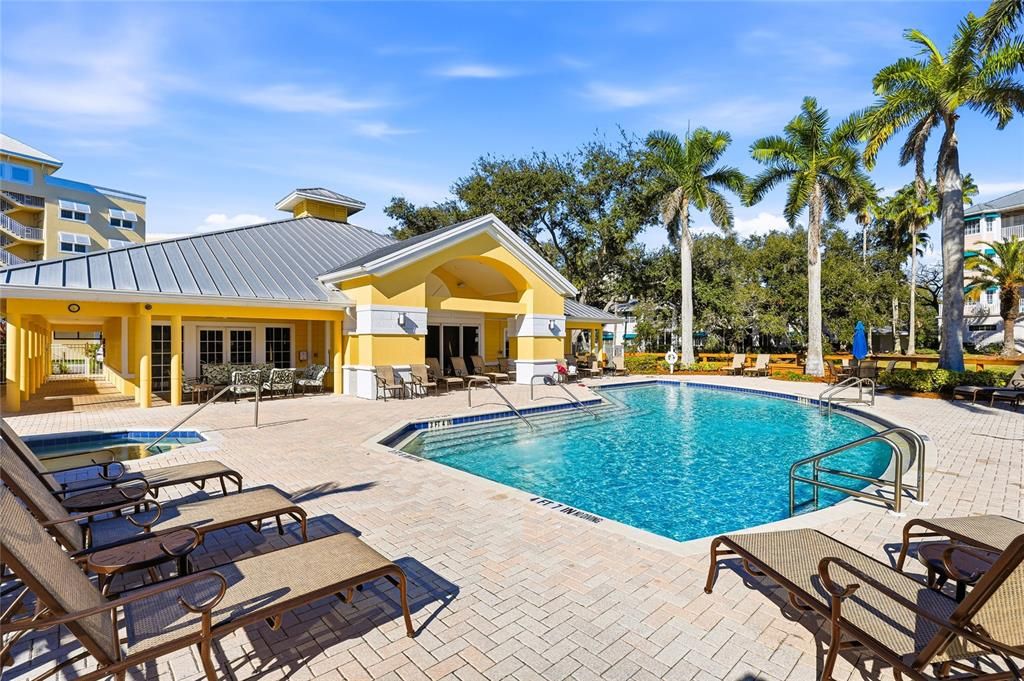 For Sale: $550,000 (2 beds, 2 baths, 1932 Square Feet)