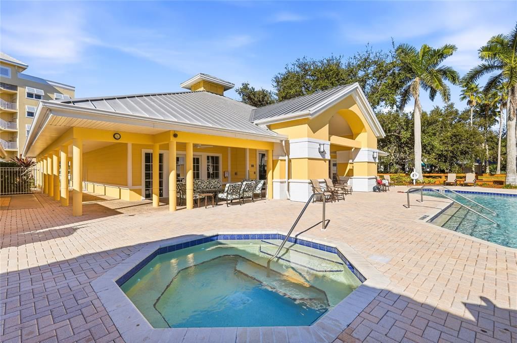 For Sale: $550,000 (2 beds, 2 baths, 1932 Square Feet)