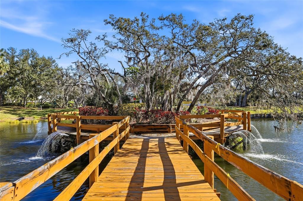 For Sale: $550,000 (2 beds, 2 baths, 1932 Square Feet)