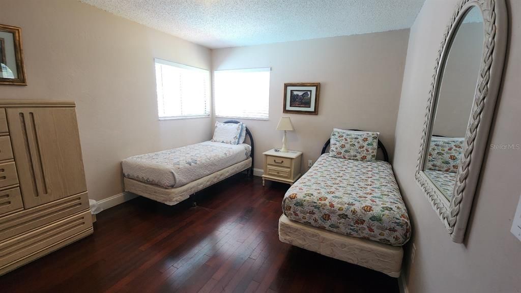 В аренду: $2,900 (4 спален, 2 ванн, 2231 Квадратных фут)