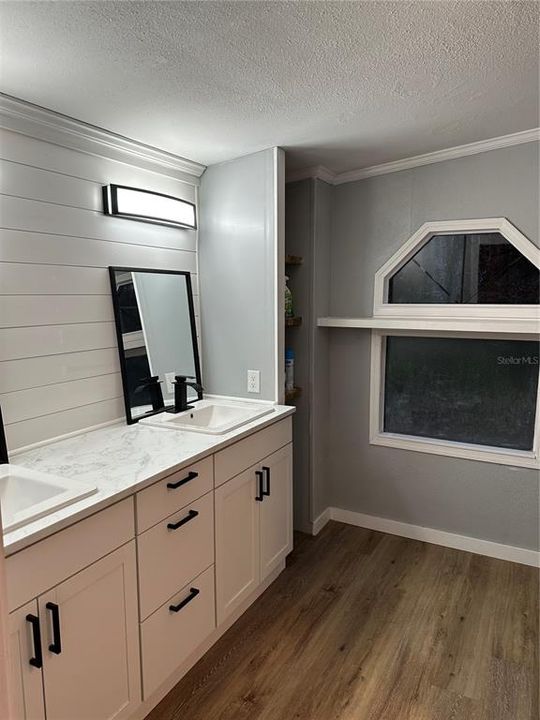 En Venta: $185,000 (3 camas, 2 baños, 1512 Pies cuadrados)