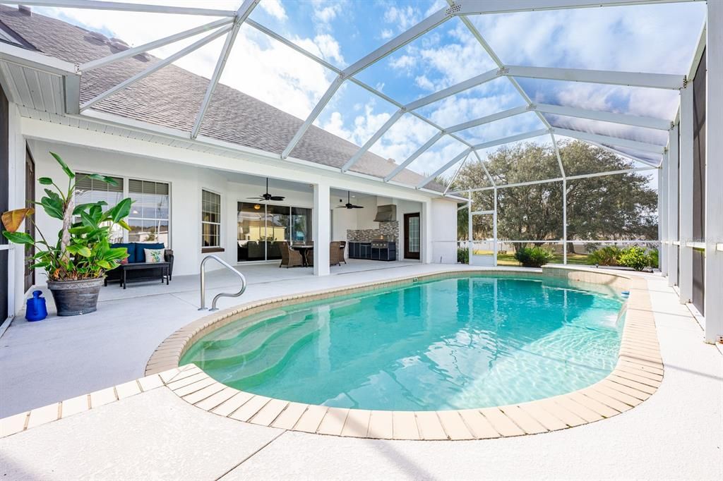 En Venta: $949,000 (3 camas, 3 baños, 3407 Pies cuadrados)