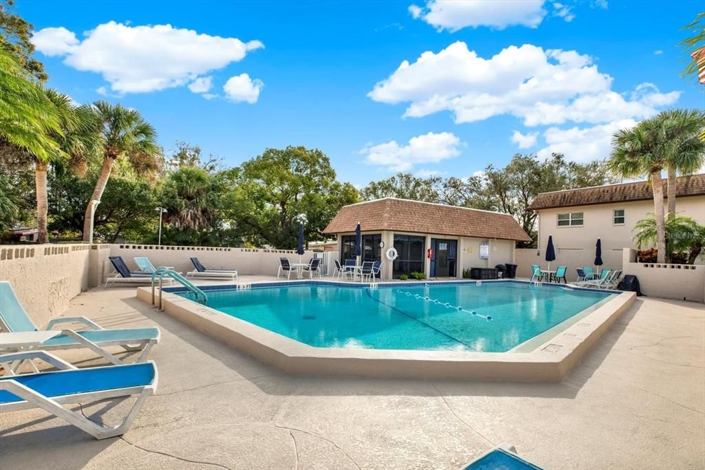 Activo con contrato: $115,000 (1 camas, 1 baños, 640 Pies cuadrados)