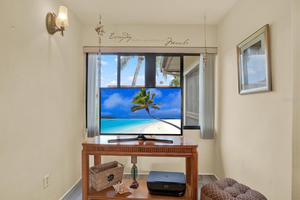 Activo con contrato: $115,000 (1 camas, 1 baños, 640 Pies cuadrados)