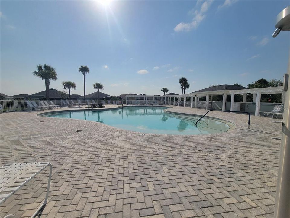 На продажу: $290,000 (2 спален, 2 ванн, 1227 Квадратных фут)