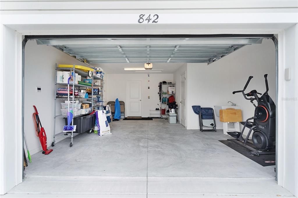 На продажу: $290,000 (2 спален, 2 ванн, 1227 Квадратных фут)