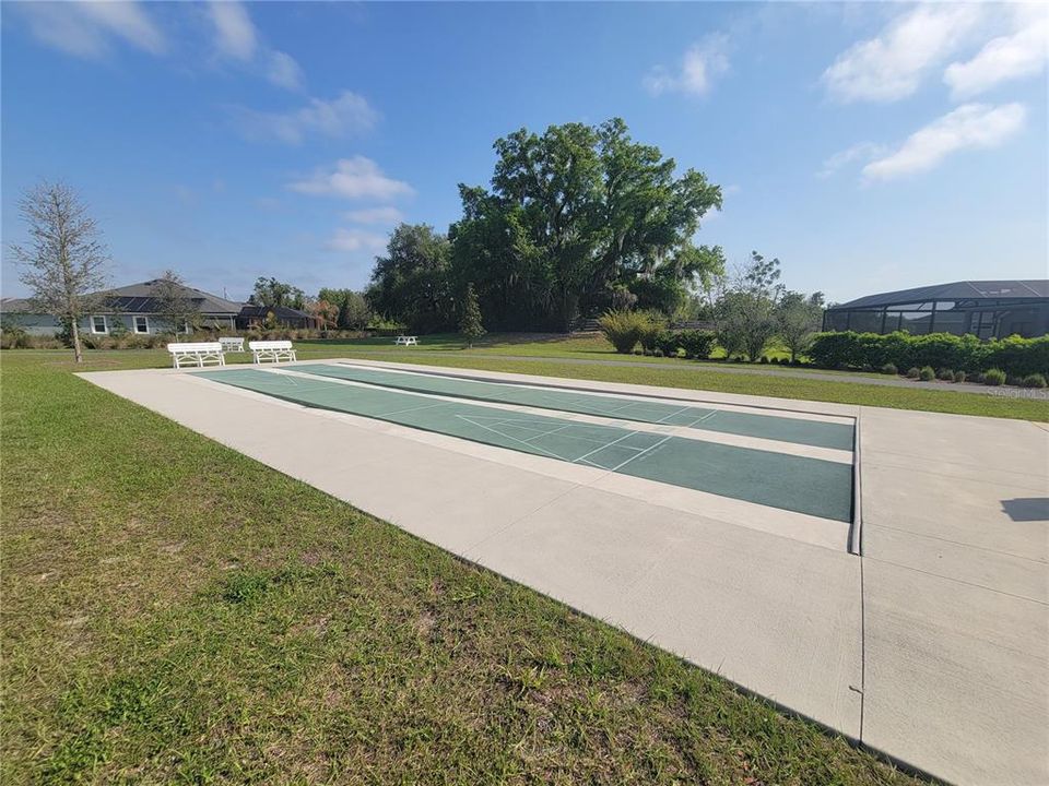 На продажу: $290,000 (2 спален, 2 ванн, 1227 Квадратных фут)