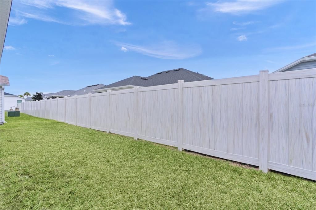 На продажу: $290,000 (2 спален, 2 ванн, 1227 Квадратных фут)