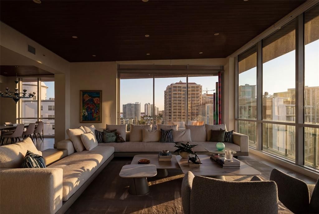 For Sale: $5,995,000 (4 beds, 4 baths, 3576 Square Feet)