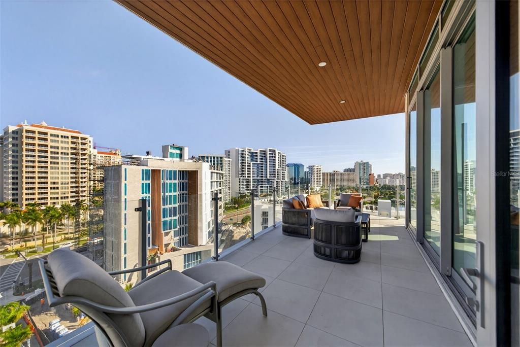 For Sale: $5,995,000 (4 beds, 4 baths, 3576 Square Feet)