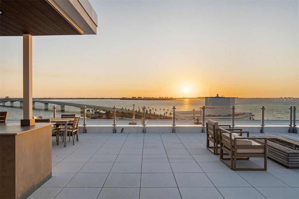 For Sale: $5,995,000 (4 beds, 4 baths, 3576 Square Feet)