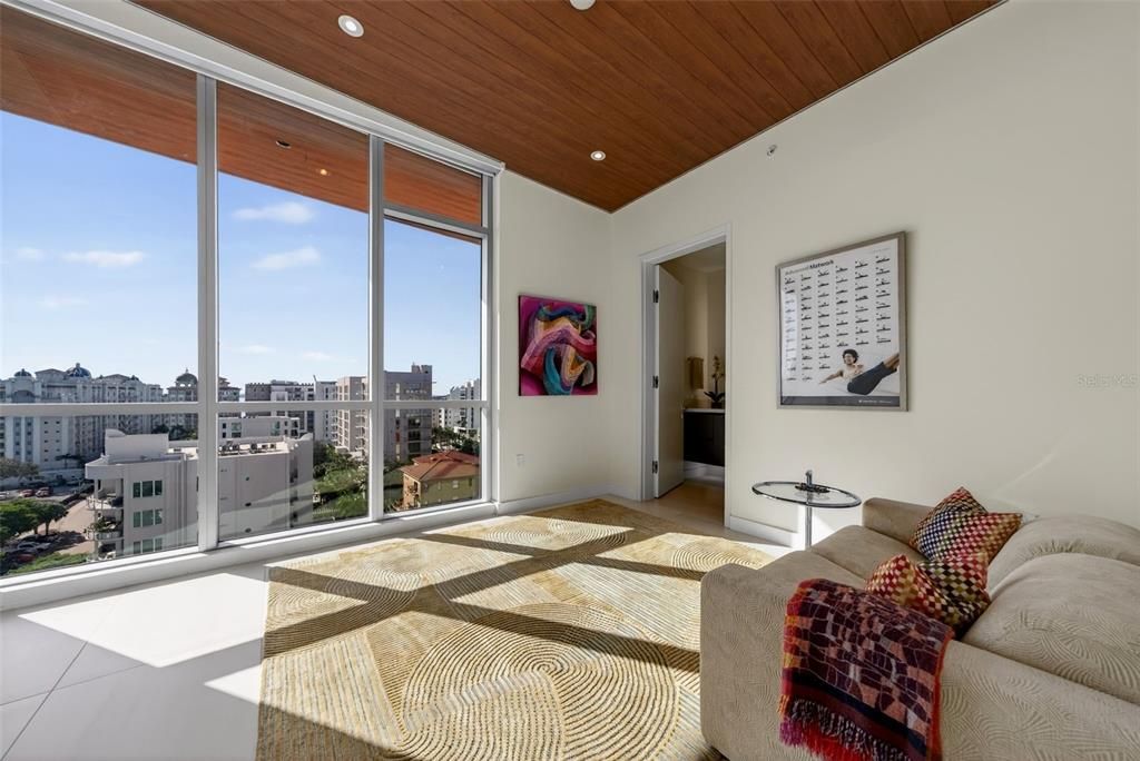 For Sale: $5,995,000 (4 beds, 4 baths, 3576 Square Feet)