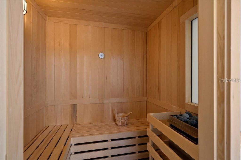 For Sale: $5,995,000 (4 beds, 4 baths, 3576 Square Feet)