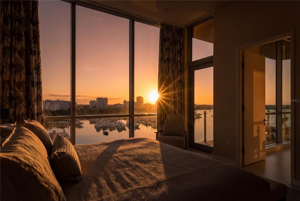 For Sale: $5,995,000 (4 beds, 4 baths, 3576 Square Feet)