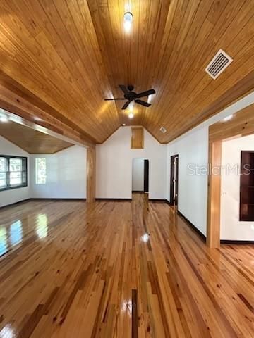 En Venta: $725,000 (4 camas, 3 baños, 2910 Pies cuadrados)