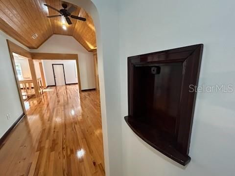 En Venta: $725,000 (4 camas, 3 baños, 2910 Pies cuadrados)