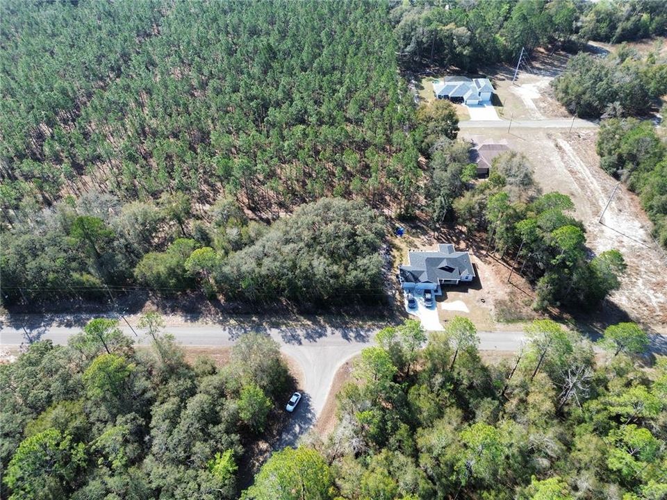 Activo con contrato: $20,500 (0.24 acres)