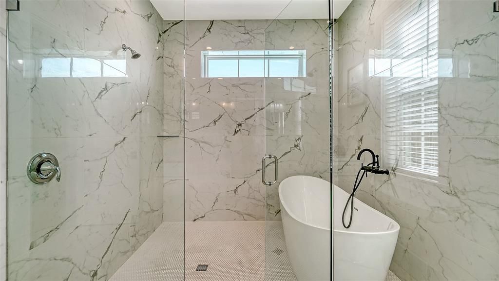 En Venta: $8,900,000 (10 camas, 11 baños, 4821 Pies cuadrados)