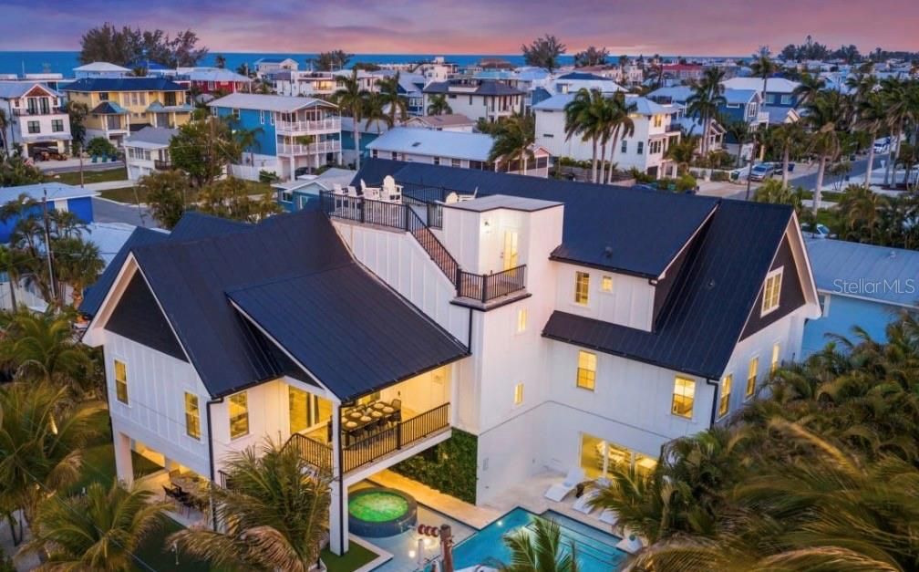 En Venta: $8,900,000 (10 camas, 11 baños, 4821 Pies cuadrados)