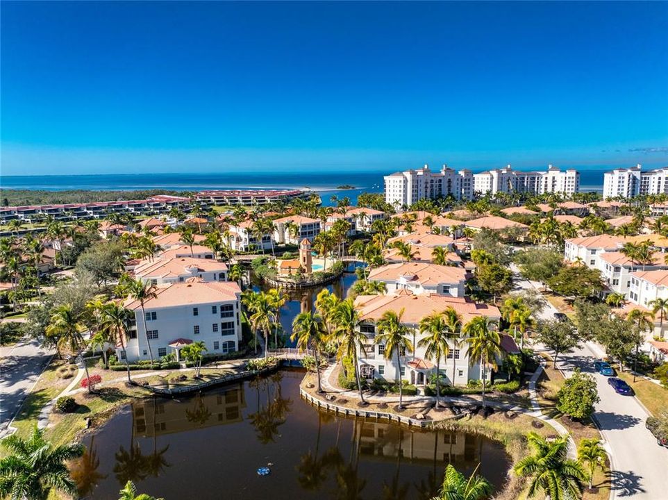 На продажу: $499,900 (3 спален, 2 ванн, 2180 Квадратных фут)
