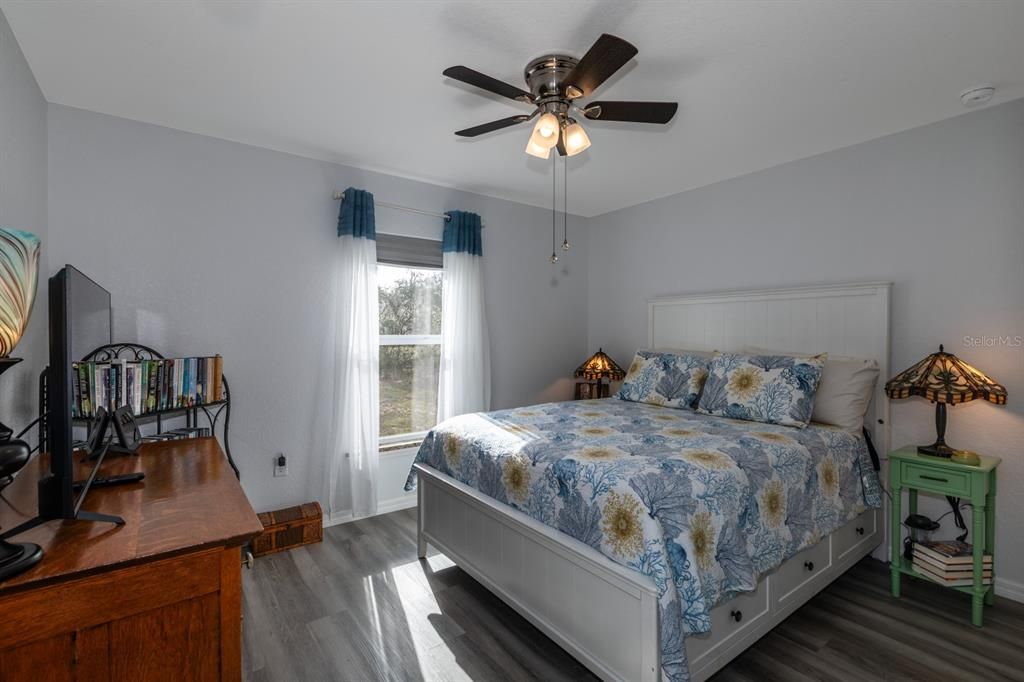 Activo con contrato: $250,000 (3 camas, 2 baños, 1420 Pies cuadrados)