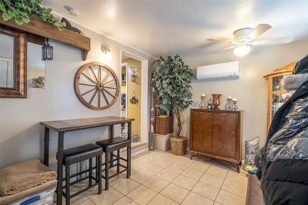 En Venta: $374,900 (5 camas, 0 baños, 2549 Pies cuadrados)
