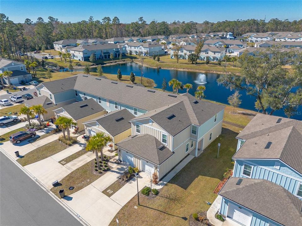 На продажу: $314,990 (3 спален, 2 ванн, 1502 Квадратных фут)