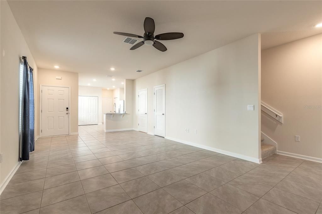 На продажу: $314,990 (3 спален, 2 ванн, 1502 Квадратных фут)