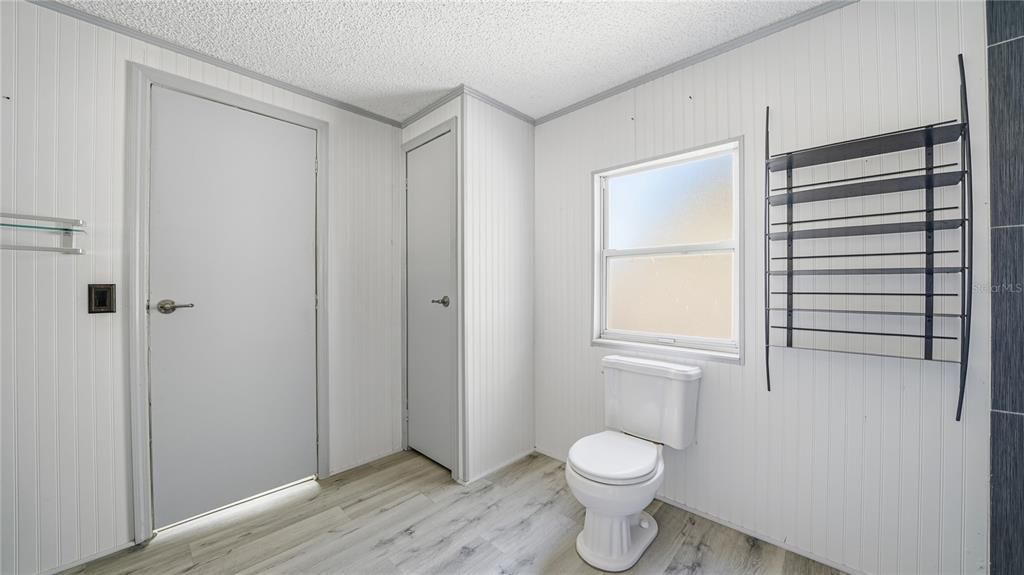 待售: $265,000 (3 贝兹, 2 浴室, 1568 平方英尺)