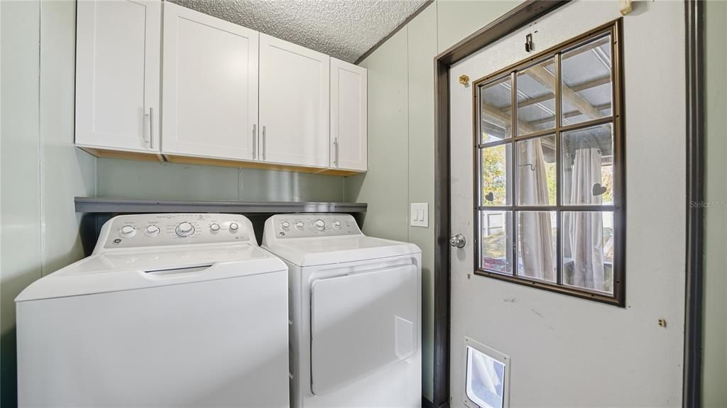 待售: $265,000 (3 贝兹, 2 浴室, 1568 平方英尺)