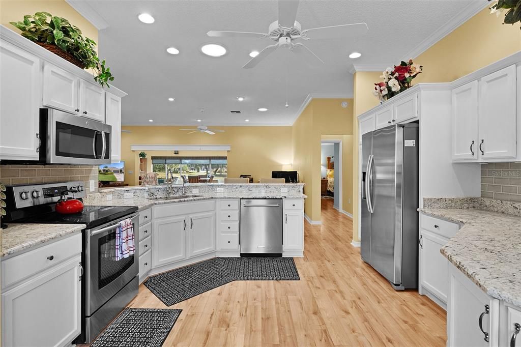 For Sale: $665,000 (3 beds, 2 baths, 2594 Square Feet)