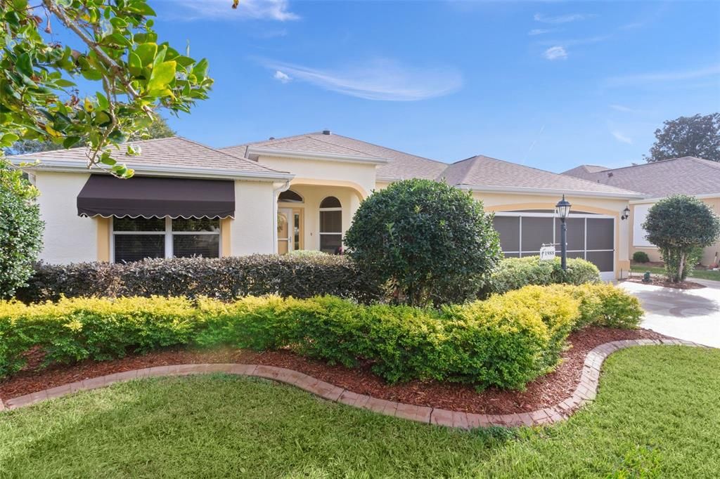 For Sale: $665,000 (3 beds, 2 baths, 2594 Square Feet)