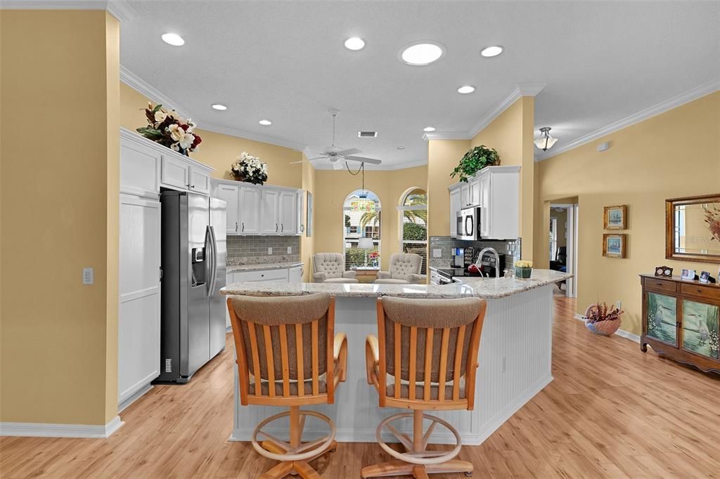 For Sale: $665,000 (3 beds, 2 baths, 2594 Square Feet)