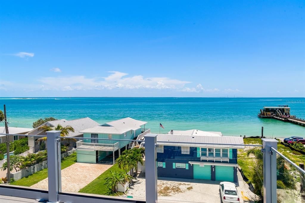 For Sale: $3,895,000 (4 beds, 4 baths, 2091 Square Feet)