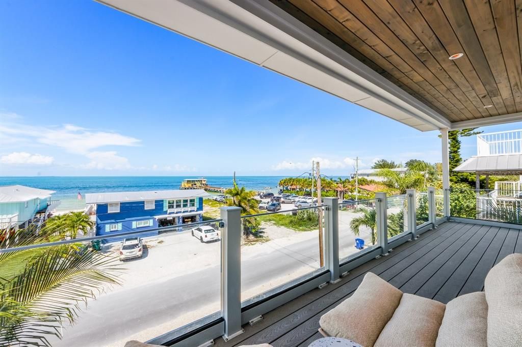 For Sale: $3,895,000 (4 beds, 4 baths, 2091 Square Feet)