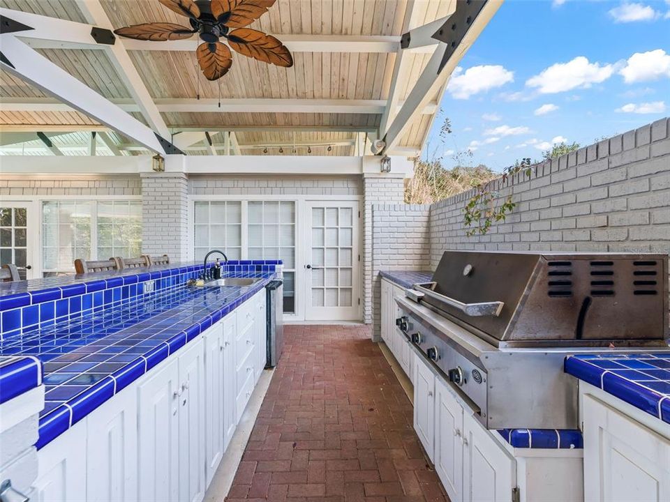 En Venta: $1,800,000 (5 camas, 6 baños, 6234 Pies cuadrados)